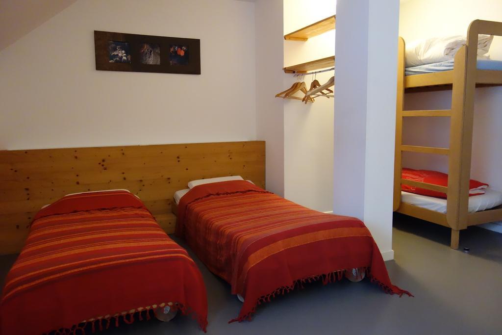 Auberge Des Ecrins Champoléon Cameră foto
